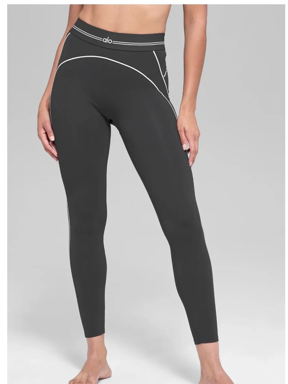 ALO Yoga Black Sports Bralette and High-Waist Leggings Set